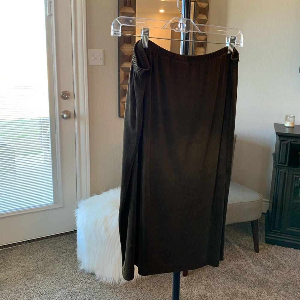 Chico’s Travelers Skirt